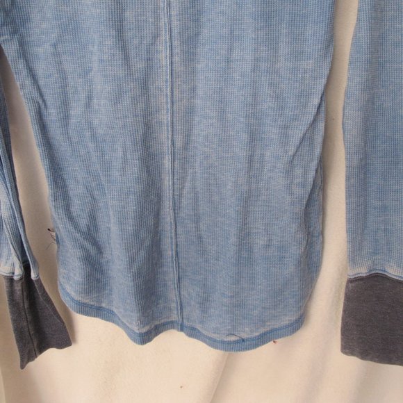 OKC Thunder Touch by Alyssa Milano Thermal Top - Medium - Picture 10 of 10